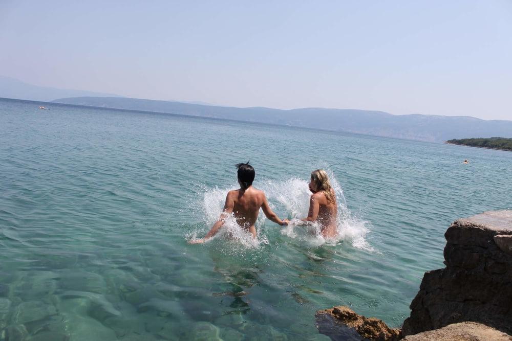 25P Holiday Skinny Dipping - Vacation