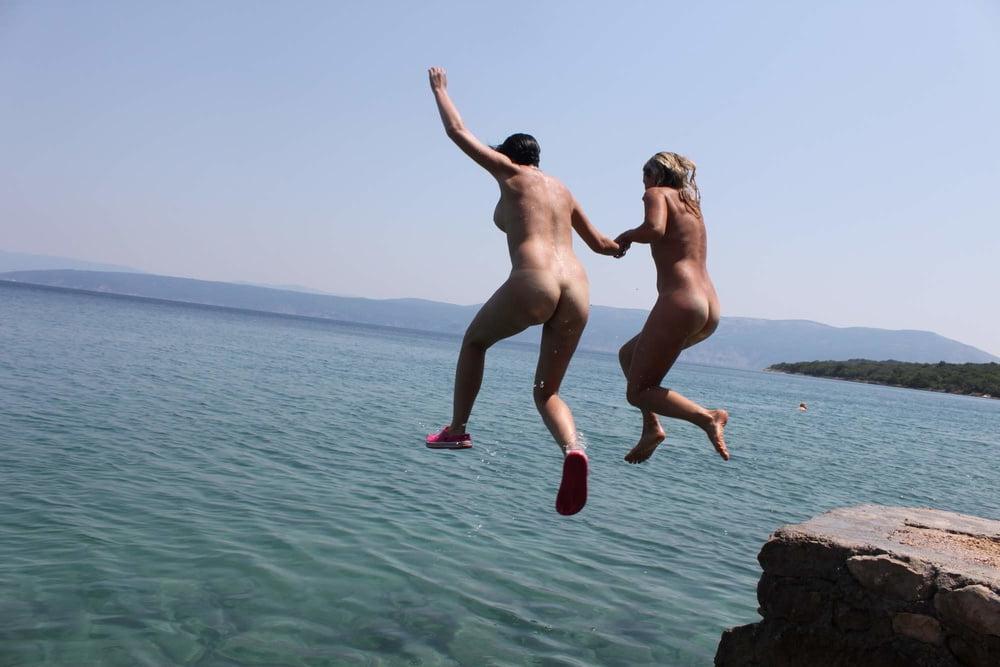 25P Holiday Skinny Dipping - Vacation