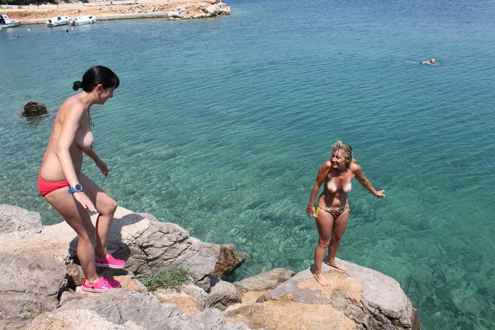25P Holiday Skinny Dipping - Vacation
