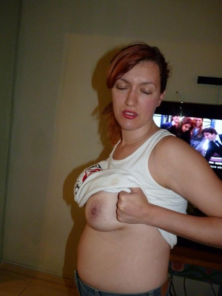 25P Redhead slut MILF