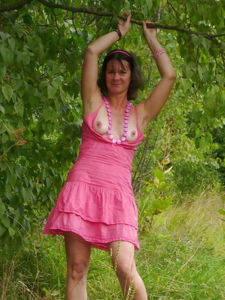 25P Sofie French Slut