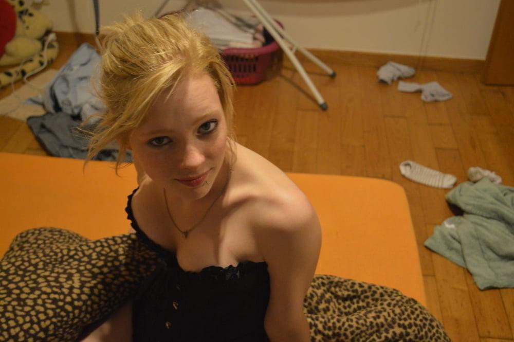 25P Amateur Teen 203