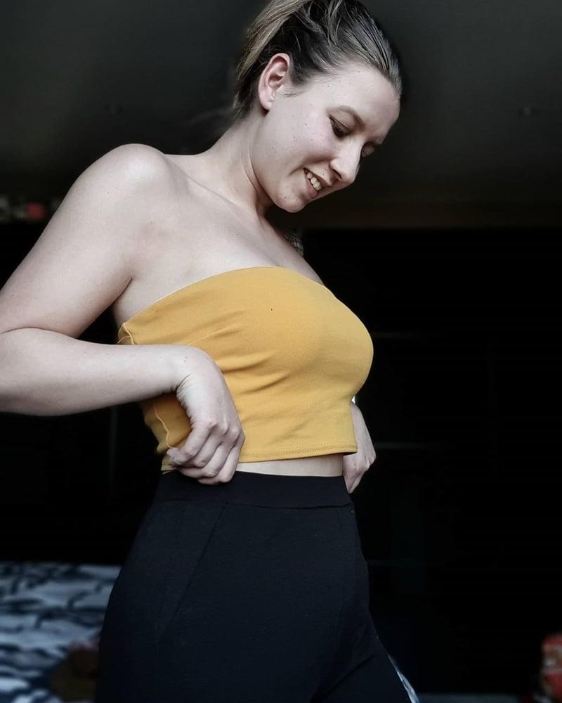25P Young slut