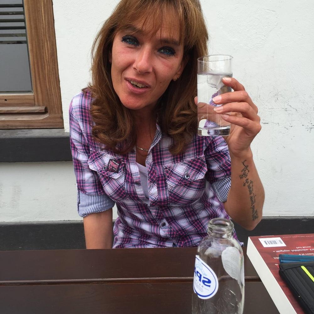 25P Young slut