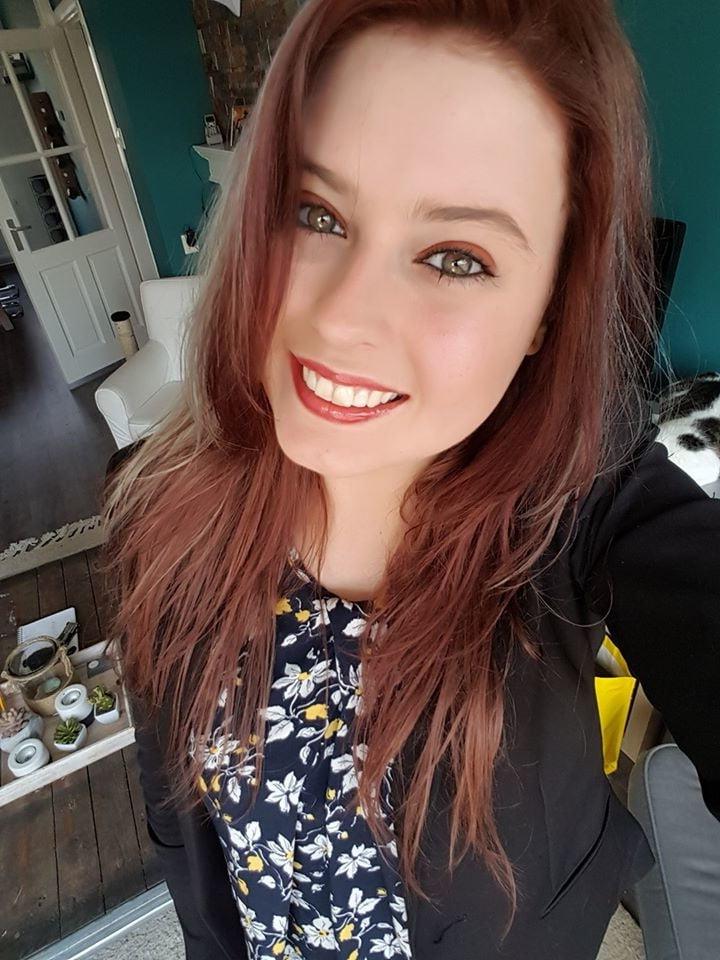 19P teen slut selfshot