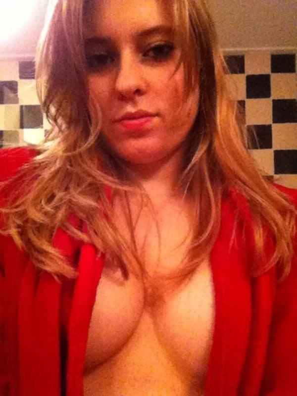19P teen slut selfshot