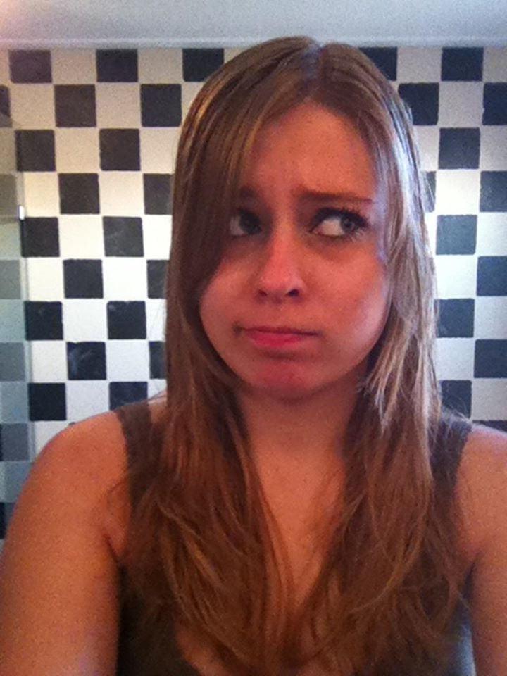 19P teen slut selfshot