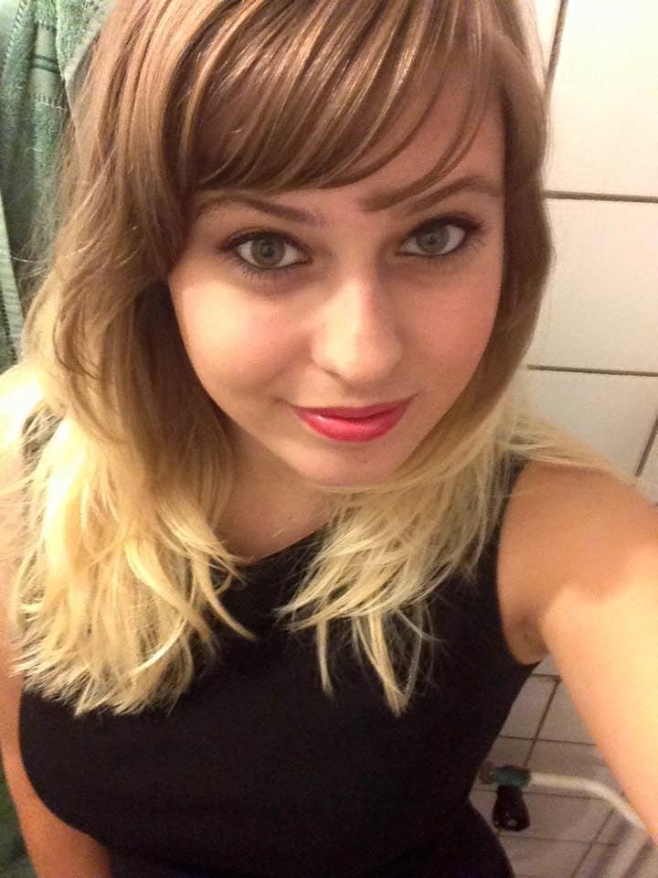 19P teen slut selfshot