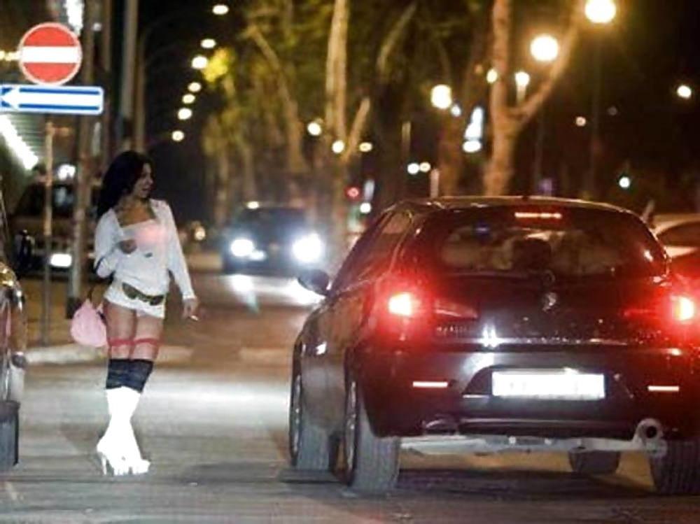 22P Real street prostitute