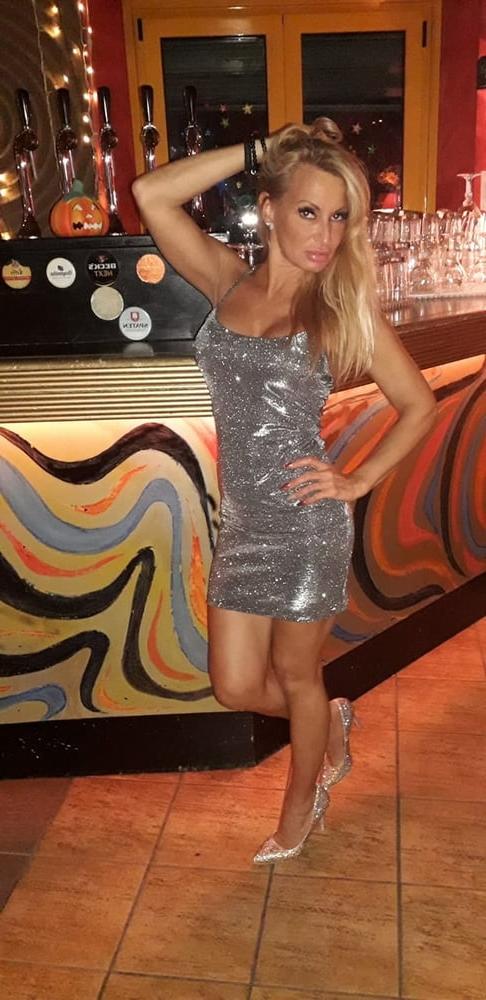 25P Blond Milf Slut