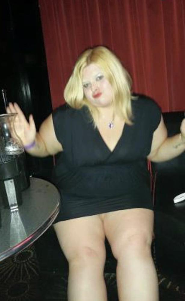 25P Exposed UK slut Mel