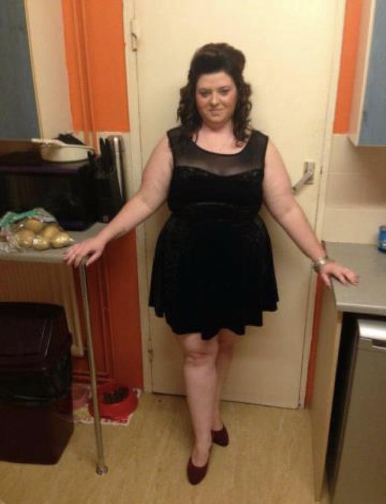 25P Exposed UK slut Mel