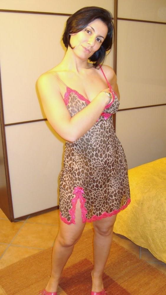 25P Photoshoot with my neighbor wife Jessica