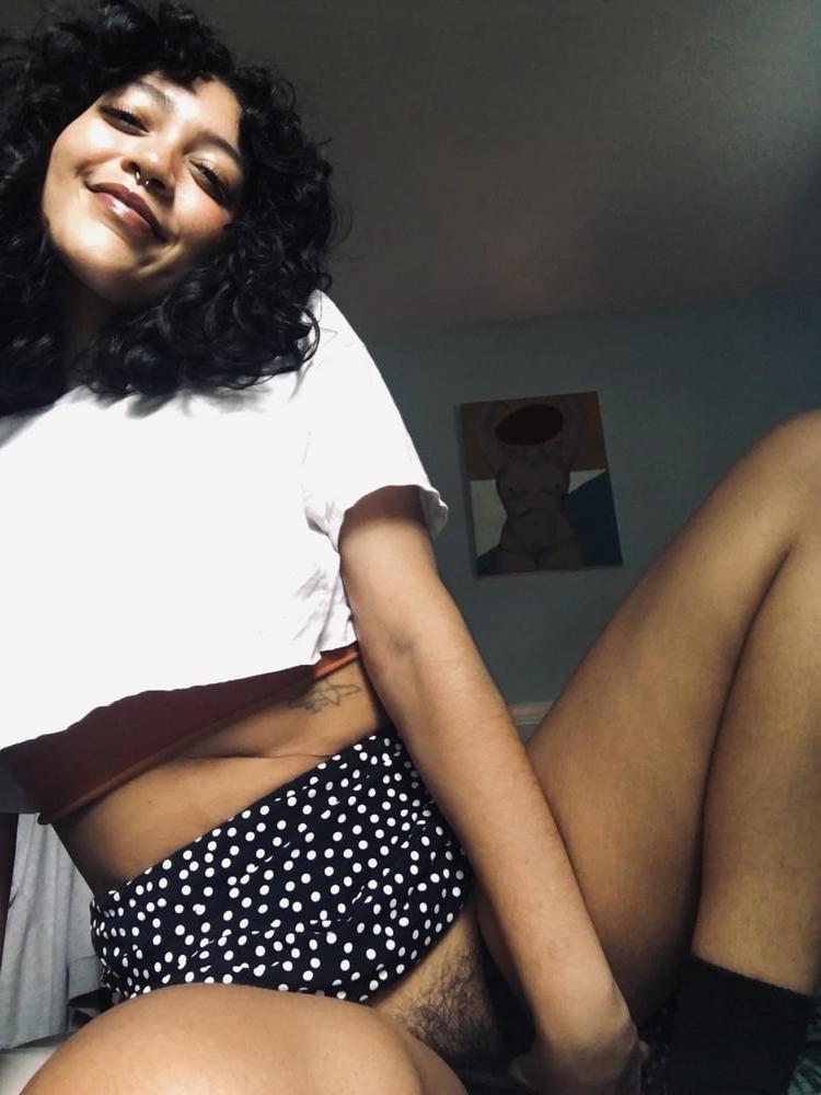 25P Hairy latin slut