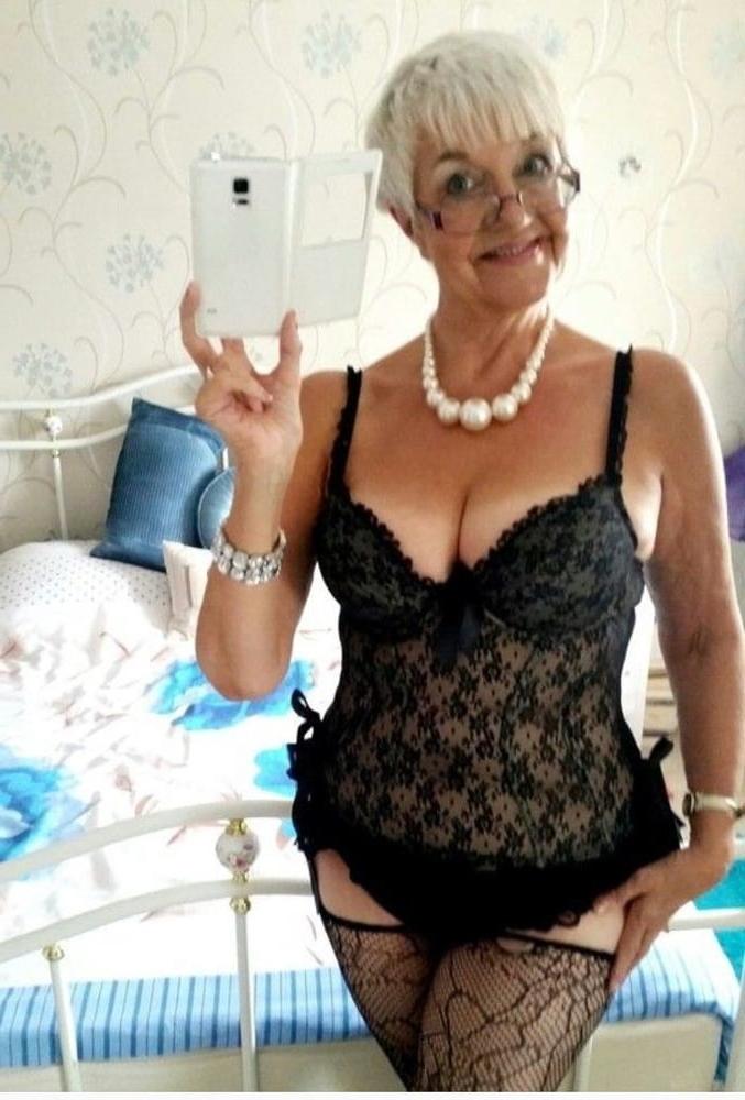 25P GILF MIX 15