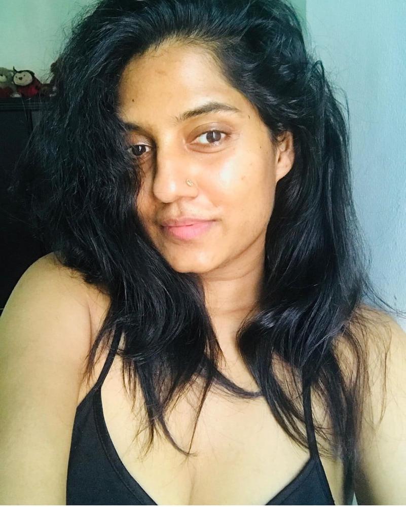 25P Busty indian wife exposed