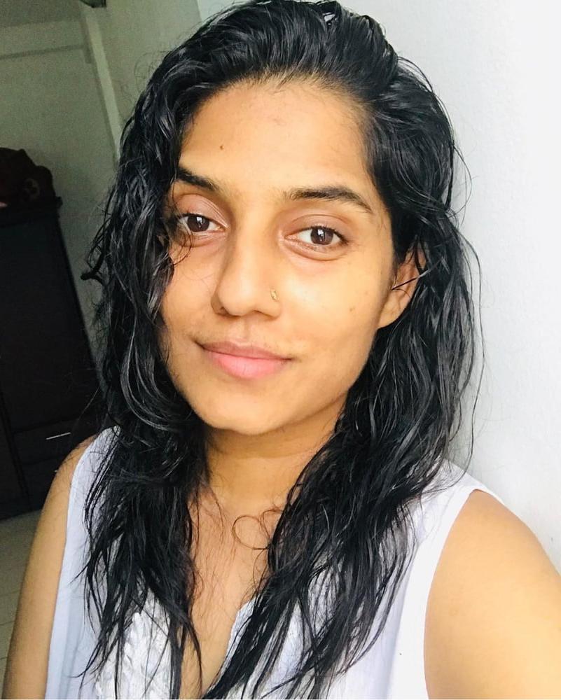 25P Busty indian wife exposed