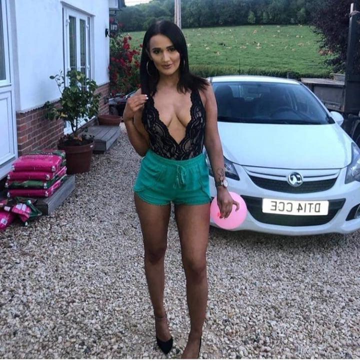 23P UK chav slut