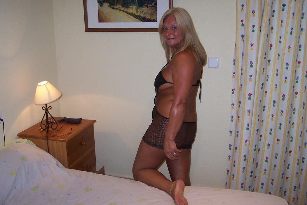 25P Sweet Slut Kim