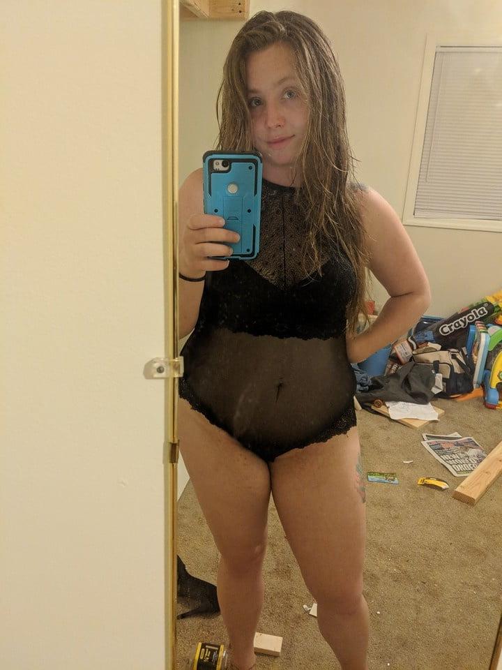 25P Selfie Slut