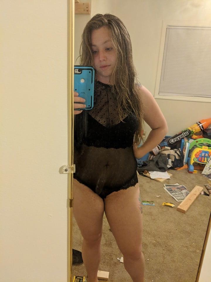 25P Selfie Slut