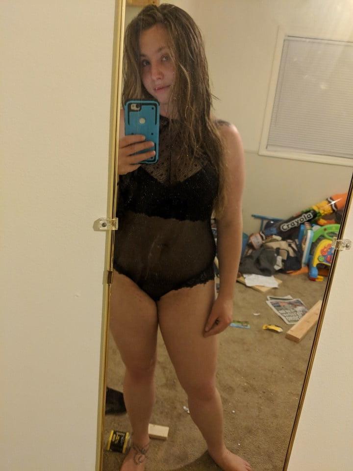 25P Selfie Slut