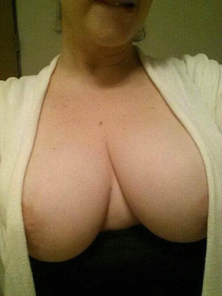 11P Slut Liz