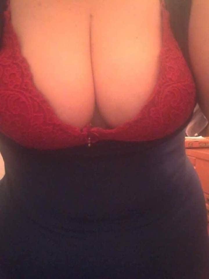 11P Slut Liz