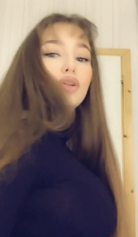 9P big tits slut