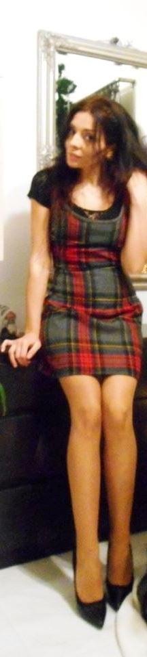 10P Sexy slut exposed