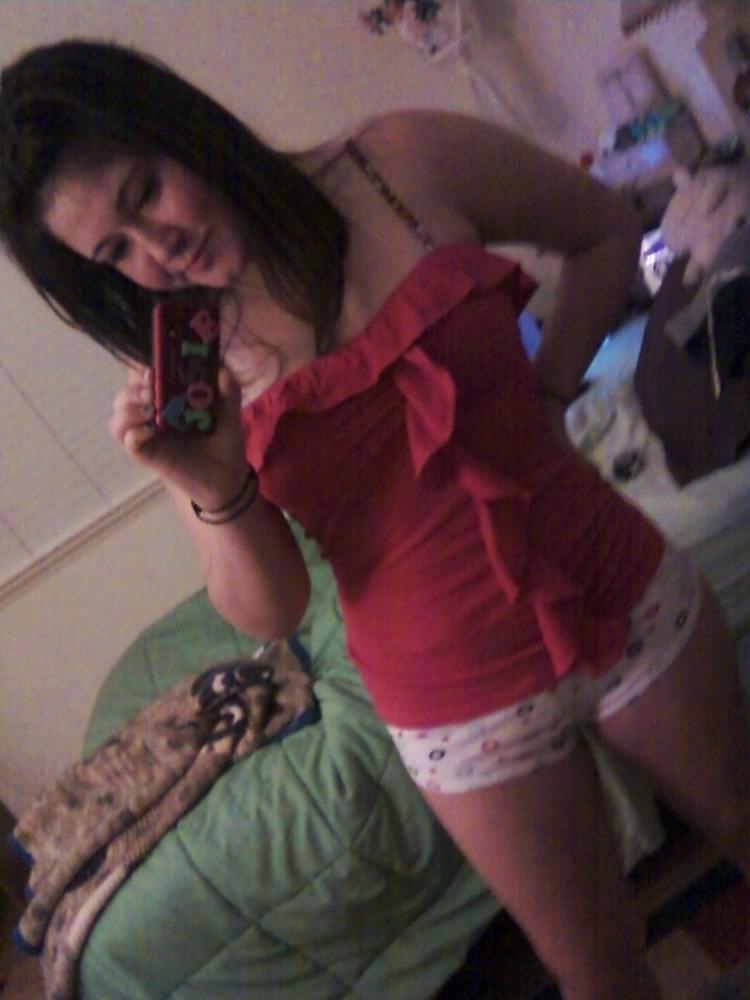 24P Hot Josie - Selfie Slut