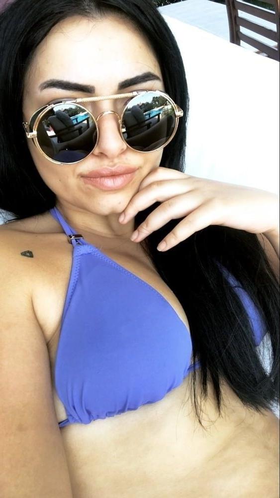 25P Hot Slut Clodia