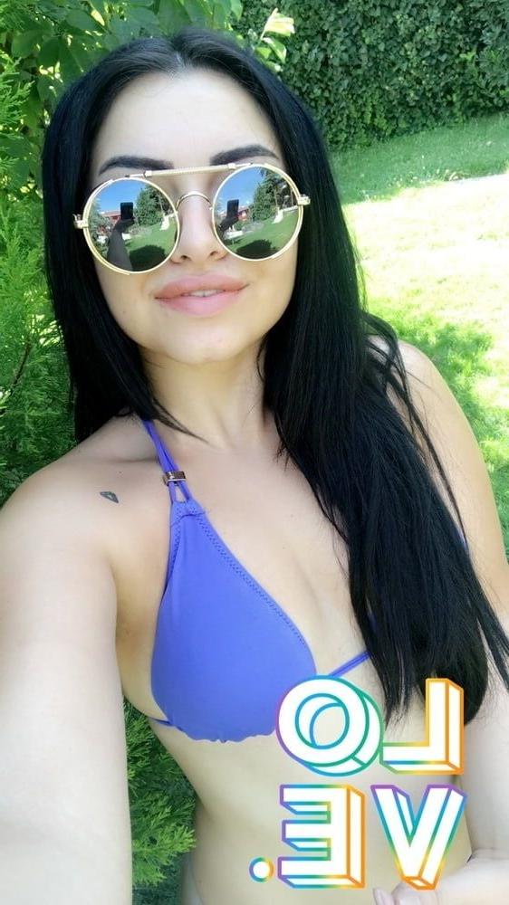 25P Hot Slut Clodia