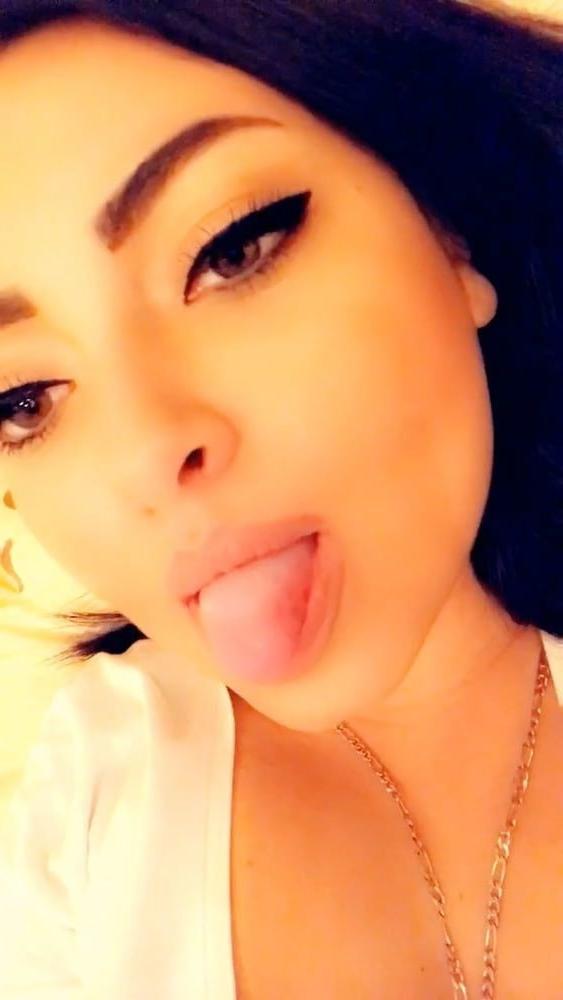 25P Hot Slut Clodia