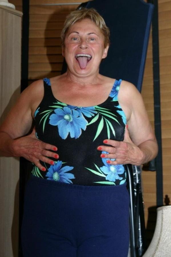 25P Old Slut Cathy
