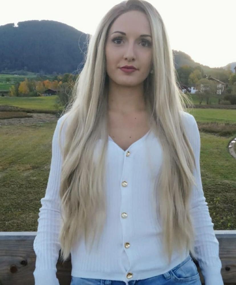 12P 22 year old slut Sarah from Germany
