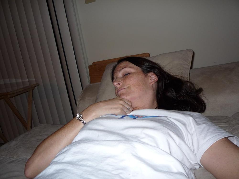25P Brunette US Slut MILF