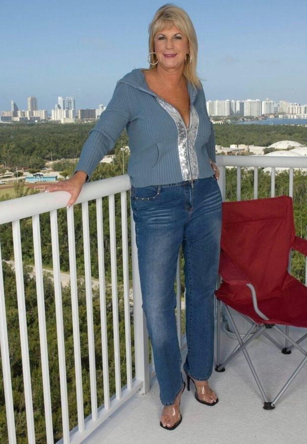 24P Scandinavian Slut Anneke