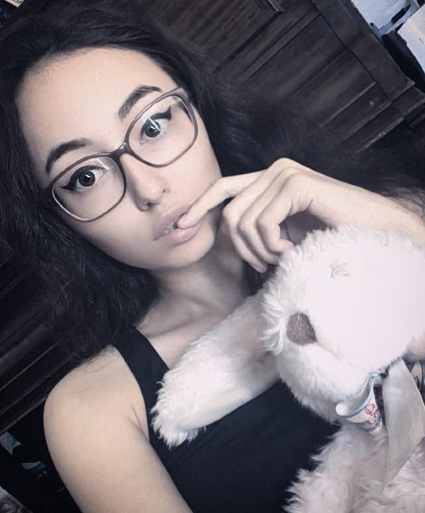 25P Hot teen slut