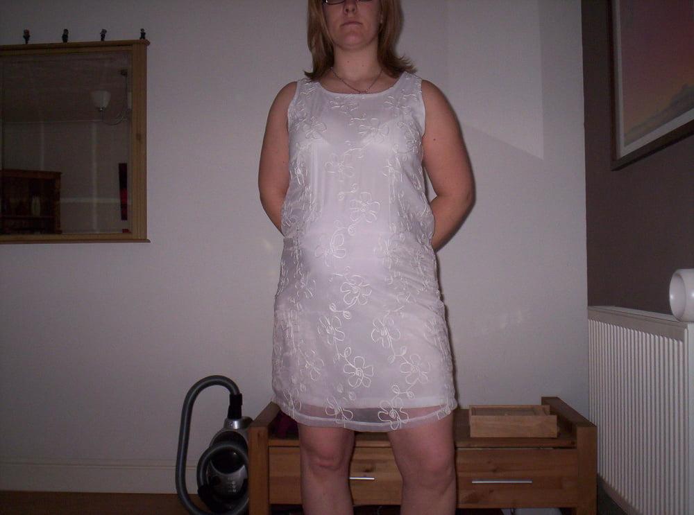 25P Uk Slut Exposed