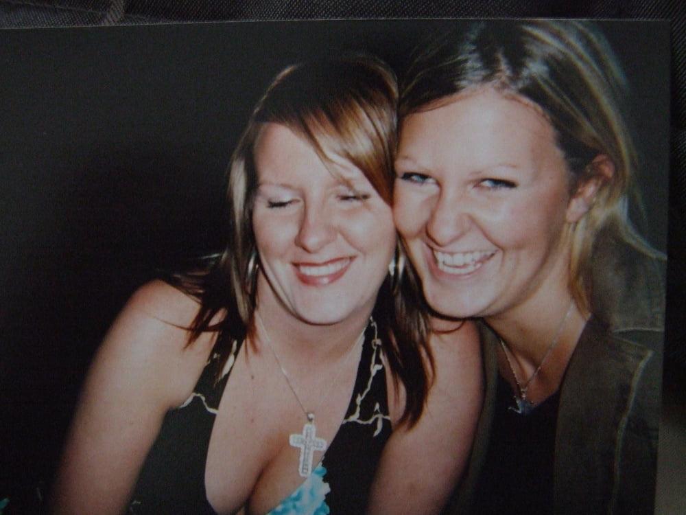 25P Uk Slut Exposed