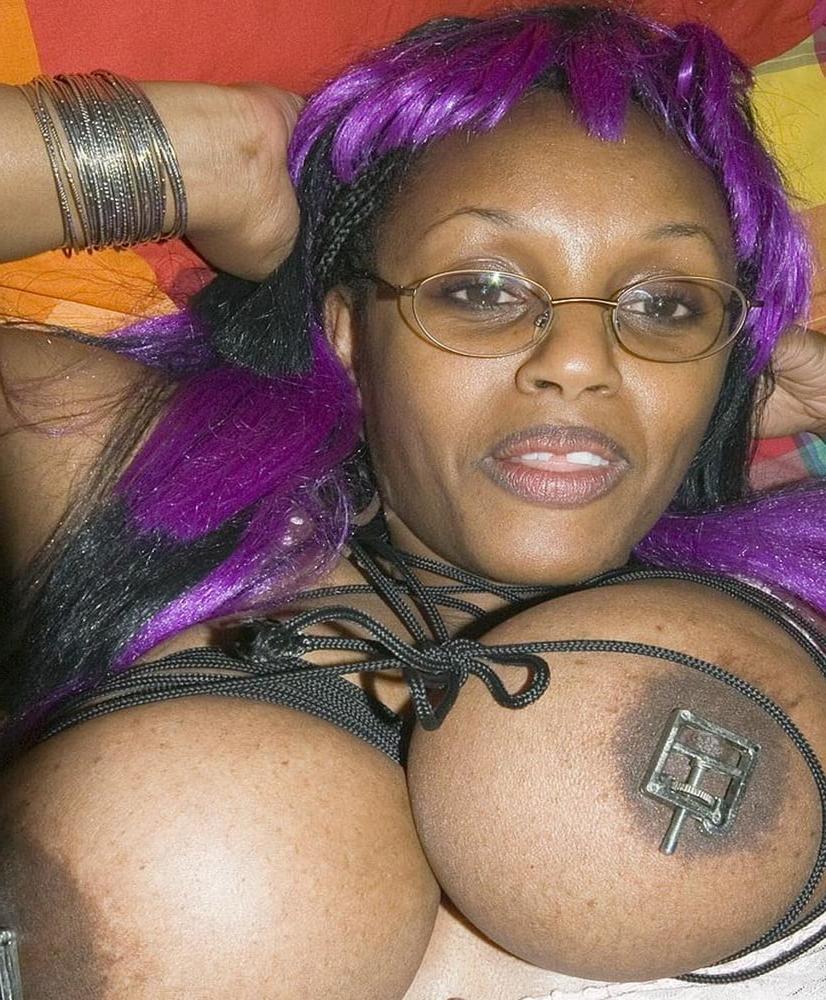 25P Tit bondage and clamped nipples