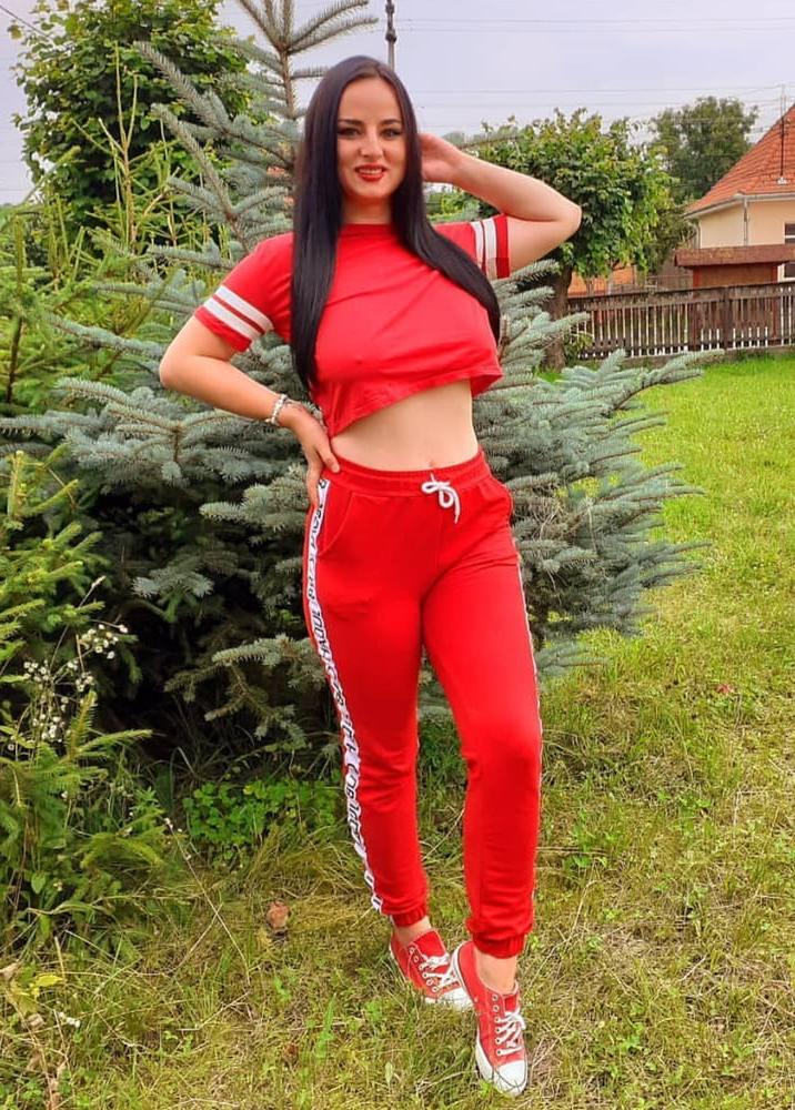 25P Ukrainian MILF Slut
