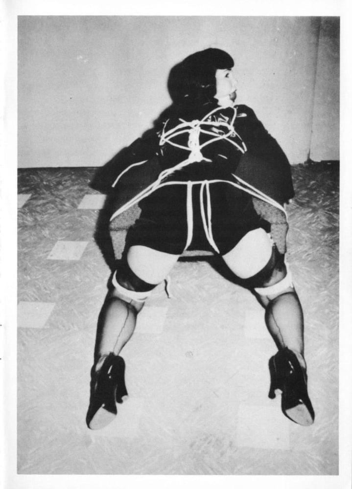 25P Bettie Page in Bondage