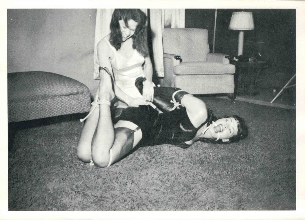25P Bettie Page in Bondage
