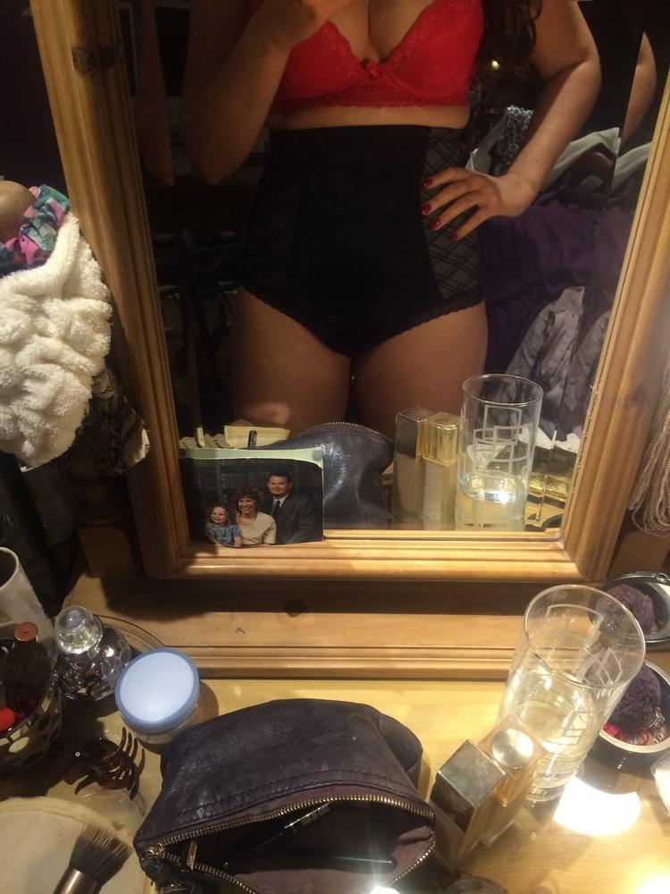 25P Exposed slut Amy B