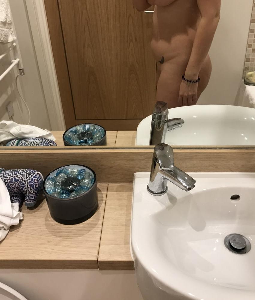 25P Exposed slut Amy B