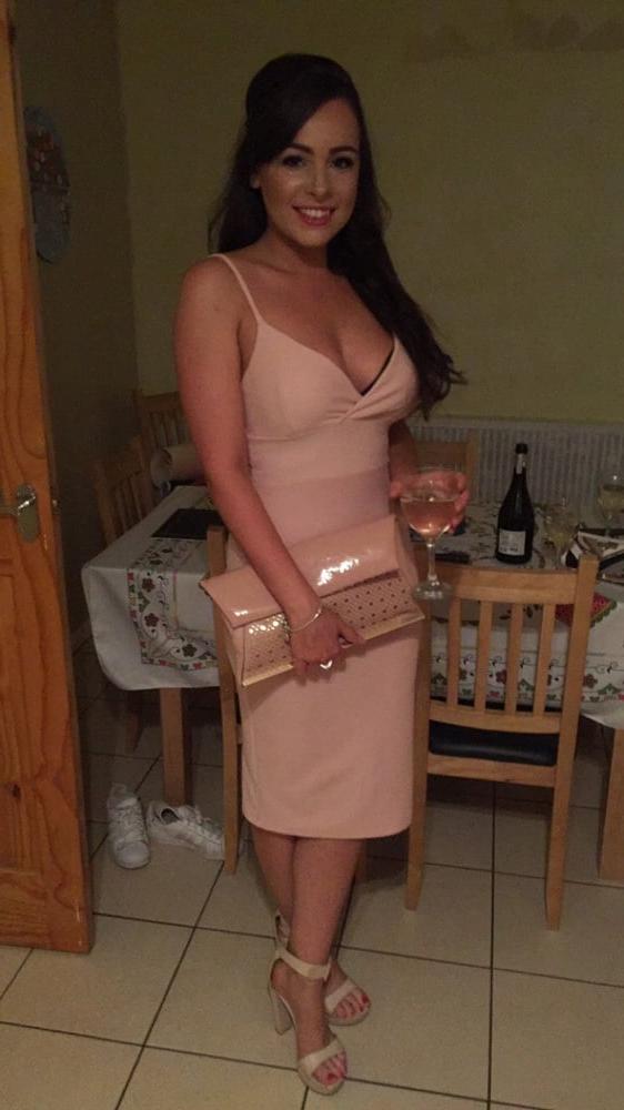 25P Exposed slut Amy B