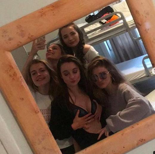25P Comment What to Do to the Greatest Teen Instagram Slut