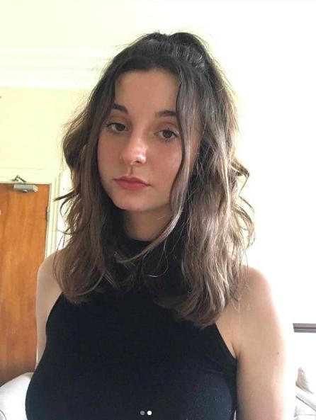25P Comment What to Do to the Greatest Teen Instagram Slut
